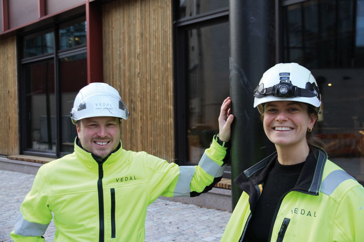 Prosjektleder Håkon Ødegaard og prosjekteringsleder Aud Frogner Skår i Vedal Entreprenør har god grunn til å være fornøyd med et vel gjennomført prosjekt.
