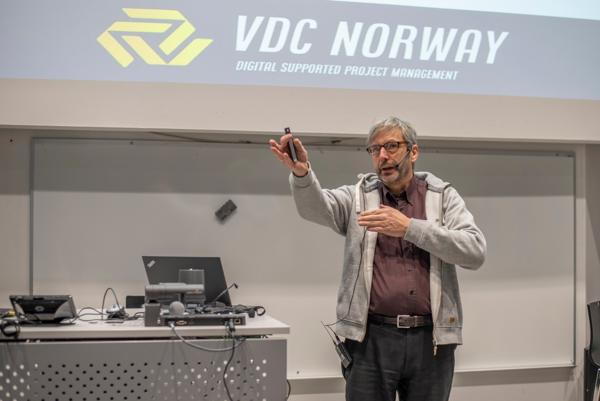 Eilif Hjelseth er professor i digitalisering på NTNU, og har de siste årene stått i spissen for utviklingen av VDC som et fagfelt og en metodikk i den norske byggenæringen.