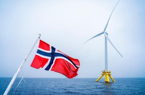 Fornybar Norge-sjef Åslaug Haga ber EU satse langt mer på flytende havvind. Her ligger Norge langt fremme i utviklingen. Foto: Ole Berg-Rusten / NTB