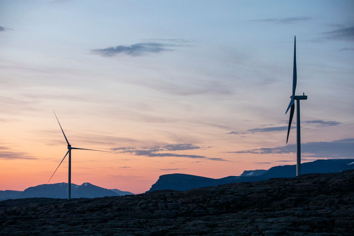 Eviny, som er et av Norges største energi- og teknologikonsern, kjøper vindkraftverket på Guleslettene og Tellenes. Den langsiktige planen er å bygge ut begge parkene, opplyser selskapet. Foto: Tore Meek / NTB