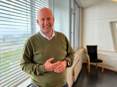 Kjetil Wold Henriksen fikk 11 måneder som konstituert kommunedirektør i Hamar. Nå har han søkt jobben som toppleder i Lom.