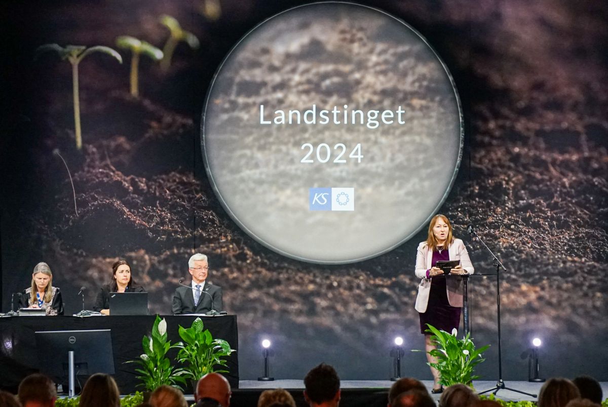 , KS-leder Gunn Marit Helgesen holder leders tale ved innledningen til landstinget 2024.