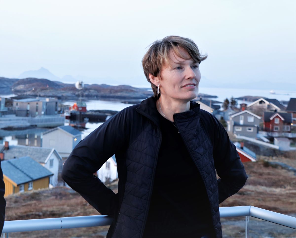 Aino Olaisen representerer eierfamilien i oppdrettsselskapet Nova Sea. Selskapet har anlegg langs hele Helgelandskysten og eget slakteri i hjemkommunen Lurøy. Nova Sea kan vise til svært god lønnsomhet. Foto: Anne Rodvang