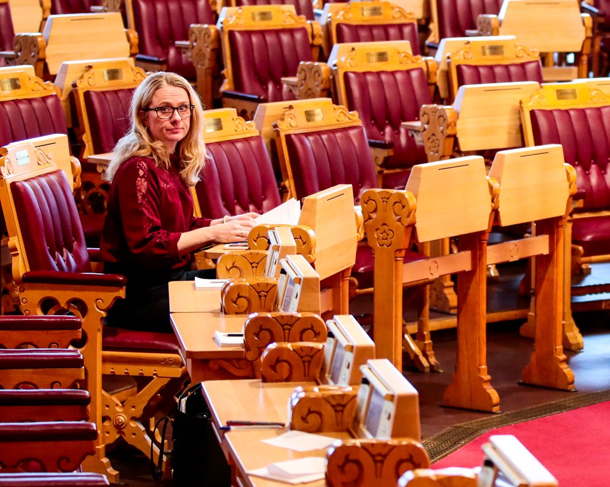 Arbeids- og sosialminister Anniken Hauglie (H) vil kutte minstesatsen i AAP-ordningen for unge under 25 år. Foto: Lise Åserud / NTB scanpix