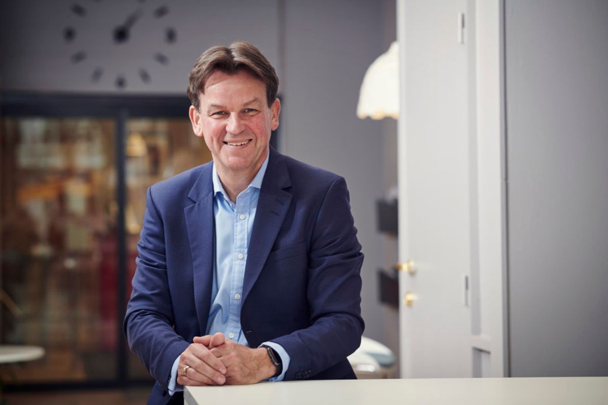 Fylkesrådmann Rune Haugsdal i Vestland er nødt til å vurdere KLPs innsynskrav på nytt etter at fylkesmannen opphevet fylkeskommunens vedtak om å delvis nekte KLP innsyn i sentrale dokumenter.