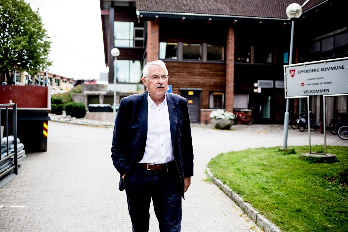 Spydberg-ordfører Petter Schou (H) ser gjerne at kommunen bruker mindre på kjøp fra private. Foto: Magnus K. Bjørke