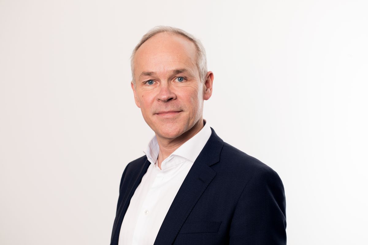 Kunnskaps- og integreringsminister Jan Tore Sanner (H) mener kunnskap og kompetanse er nøkkelen til bedre integrering og overfører derfor flere årsverk til fylkeskommunene. Foto: Marte Garmann