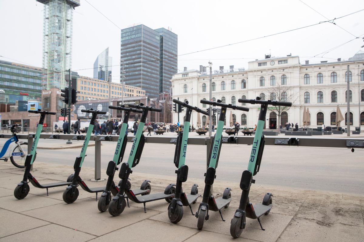 Fra april til og med juni ble 187 personer skadd etter fall med elektrisk sparkesykkel i Oslo. Foto: Terje Pedersen / NTB scanpix
