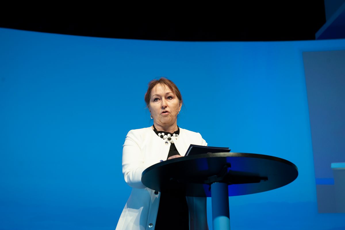På KS' kommunalpolitiske toppmøte 9. april utfordret KS-leder Gunn Marit Helgesen lokale og nasjonale politikere til respektfull debatt i valgkampen. En måned senere mener hun Frp-leder Siv Jensen har tråkket over. Foto: Terje Lien
