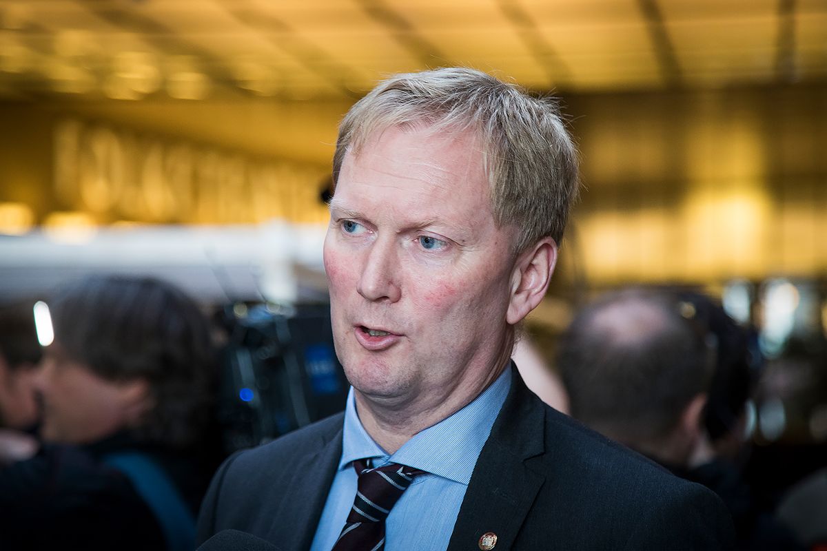 Harald Schjelderup trekker seg som byrådsleder i Bergen. Roger Valhammar blir ifølge Bergens Tidende hans etterfølger. Foto: Heiko Junge / NTB scanpix