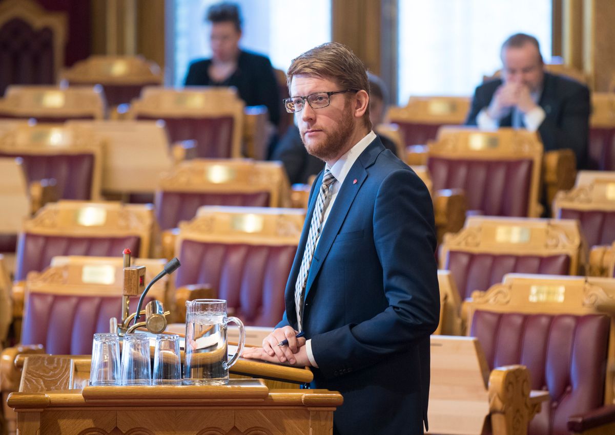 Aps utdanningspolitiske talsperson Martin Henriksen varsler at partiet vil sette av mer penger i år til oppstartsfasen av den nylig vedtatte bemanningsnormen for barnehagene. Foto: Vidar Ruud / NTB scanpix