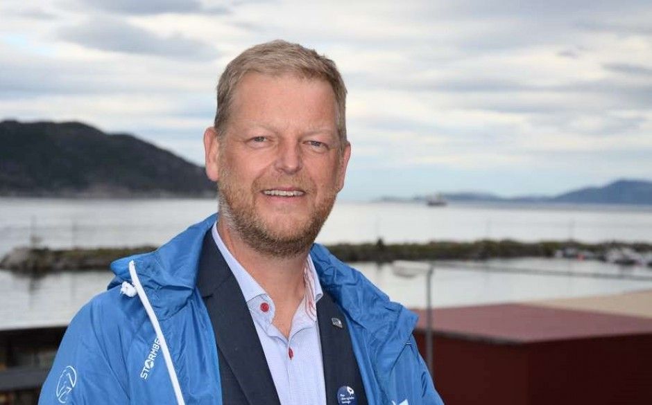 Ordfører Steinar Halvorsen i (H) i Loppa kommune mener Geri Vinsands rapport treffer godt for hans kommune. Andre kommuneledere i Finnmark er ikke like begeistret for innholdet.