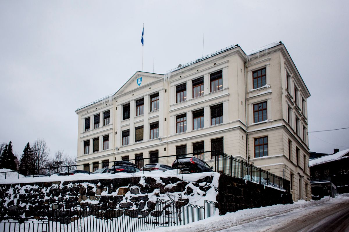 Larvik fikk et driftsunderskudd på 9,5 millioner kroner i fjor, i sitt første år som sammenslått kommune. Driftsutgiftene økte med hele 12 prosent. Foto: Magnus Knutsen Bjørke
