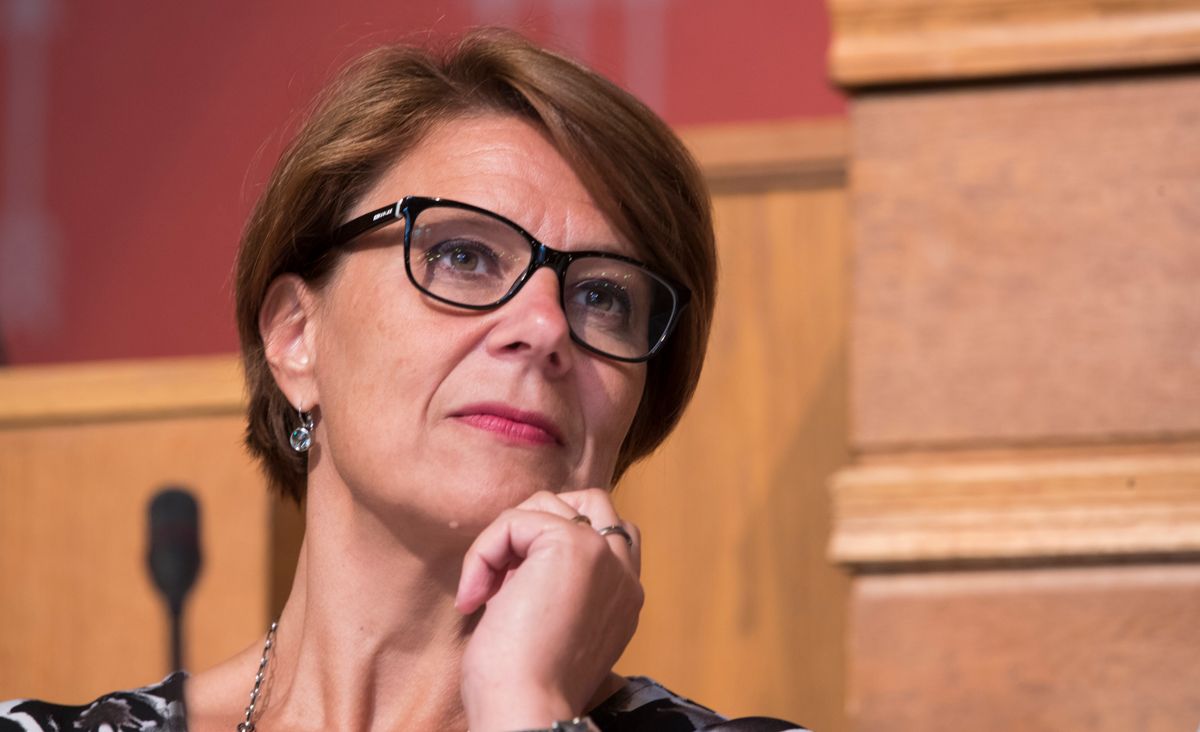 Byråd for helse, eldre og arbeid Tone Tellevik Dahl (Ap) mener «hen» vil være mindre diskriminerende overfor personer som ikke definerer seg som «han» eller «hun». Foto: Terje Pedersen / NTB scanpix