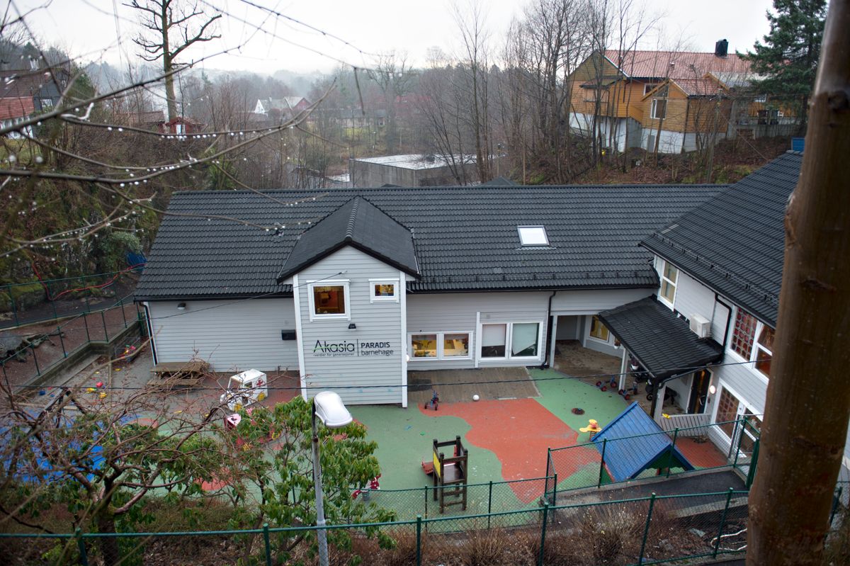Ettåringen ble hengende fast med en stropp rundt halsen i denne barnehagen i Bergen. Foto: Marit Hommedal / NTB scanpix