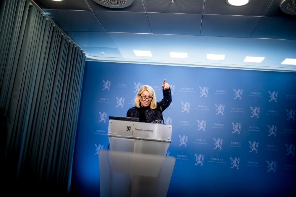 Kommunalminister Monica Mæland (H) vil ikke gå tilbake på departementets beslutning om grensefastsetting mellom Narvik og Hamarøy. Arkivfoto