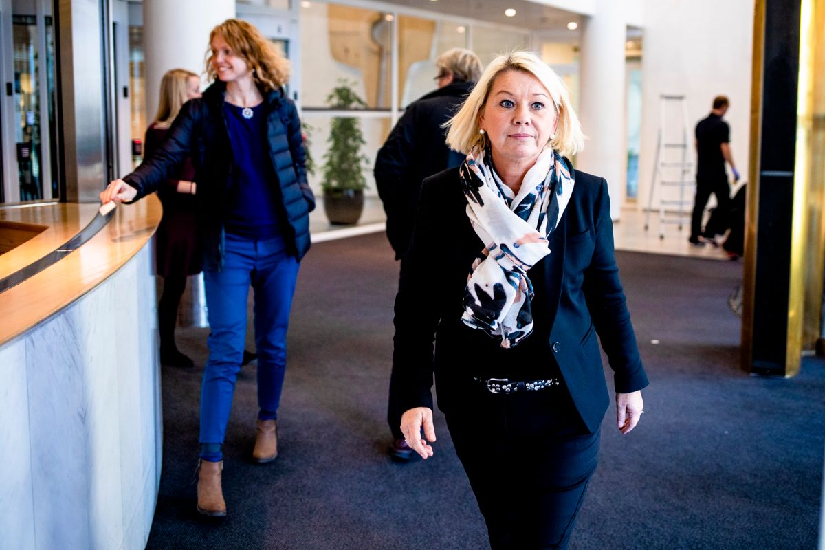Kommunalminister Monica Mæland (H) gir på fylkenes oppfordring like mange representanter i fellesnemnda til Troms og Finnmark. Foto: Terje Lien