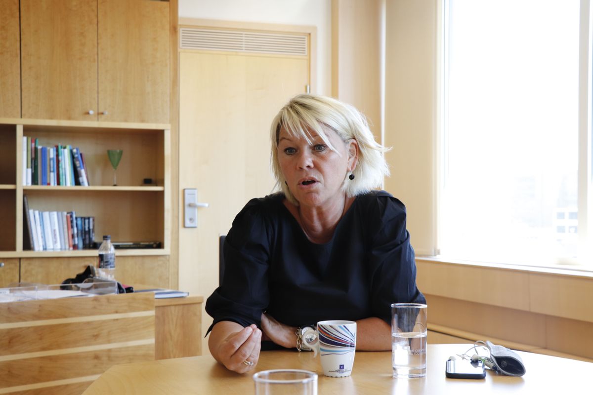 – Vi har nok skatter og avgifter, sier kommunalminister Monica Mæland (H). Hun er avvisende til forslaget fra overvannsutvalget om å finansiere tiltak mot oversvømmelser med et eget gebyr. Foto: Terje Lien.