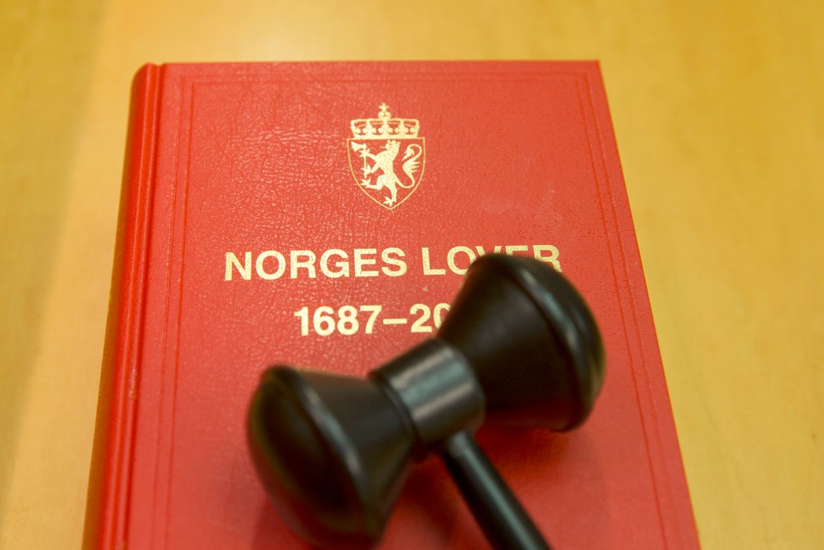 To menn er dømt til tre år og åtte måneders fengsel for grov korrupsjon i Øvre Romerike tingrett. 
Foto: Terje Pedersen / NTB scanpix