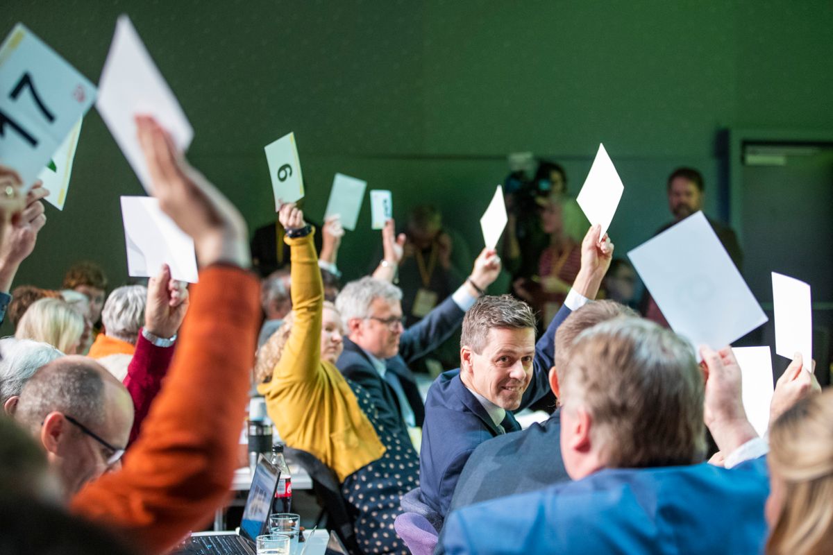 KrF-leder Knut Arild Hareide stemmer for å søke regjeringsmakt med Ap og Sp på KrFs ekstraordinære landsmøte 2. november - men flertallet ville gå til høyre. Foto: Håkon Mosvold Larsen / NTB scanpix