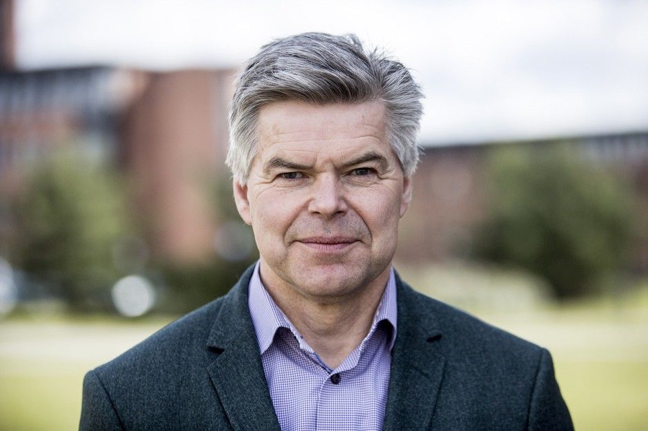 Skedsmo-rådmann Erik Nafstad foreslår å innløse flere boliger ved den nedlagte søppelfyllingen. Foto: Magnus K. Bjørke