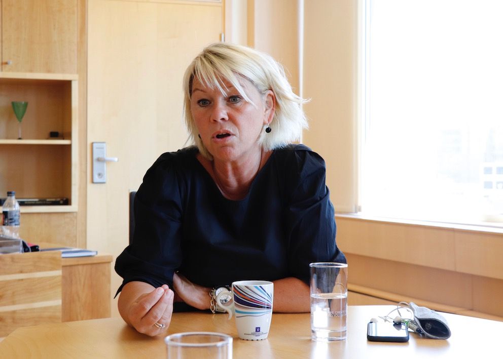 Kommunalminister Monica Mæland sier hun vil følge opp Tolga-saken. Foto: Terje Lien