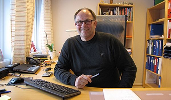 Tore Haraldset, ordfører i Nes i Buskerud, er tilfreds med at søkerne ikke ser ut til å ha latt seg skremme av uro. Foto: privat