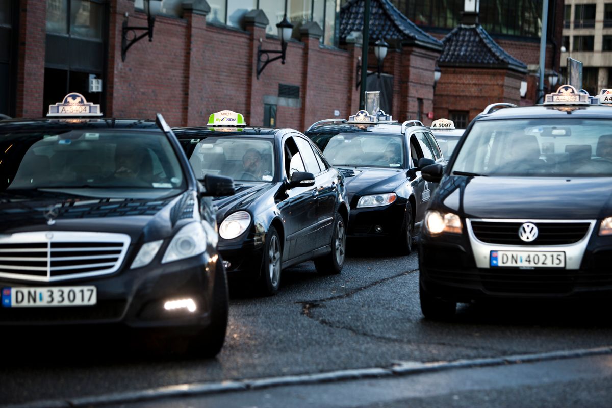 Regjeringen varsler endringer i taxireguleringen. Foto: Aleksander Andersen, NTB Scanpix.
