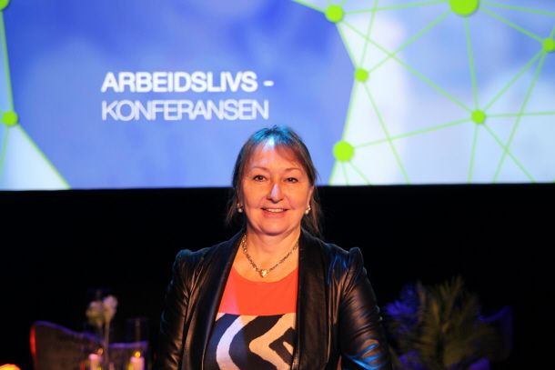 KS-leder Gunn Marit Helgesen åpnet KS' arbeidslivskonferanse i dag. Foto: KS