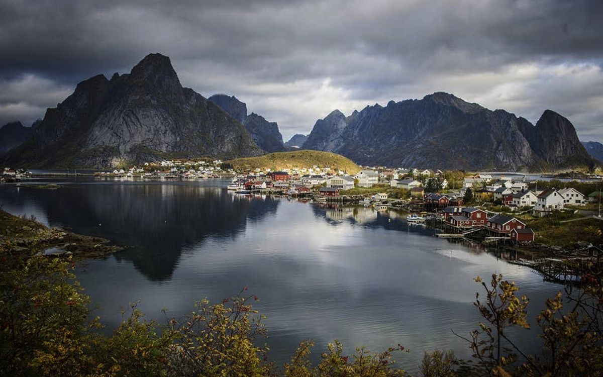 Særlig i Lofoten har flere politikere tatt til orde for en turistskatt, for å gi småkommunene ekstra inntekter for å håndtere de store turiststrømmene. Foto: Lisa Rypeng