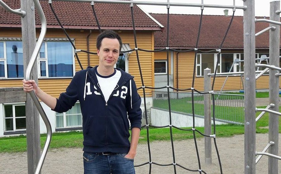 Kristoffer Larsen er avdelingsleder for 5-7. trinn på Gjerdrum barneskole. Foto: Privat