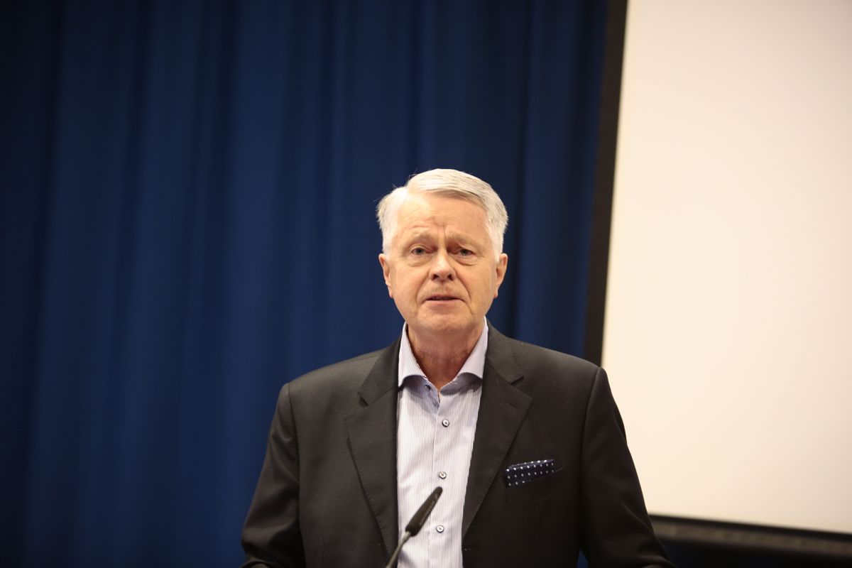 Kommunelovutvalgetets leder Oddvar Flæte møter motbør fra Justisdepartementet i saken om utvidet taushetsplikt for lokalpolitikere. Foto: Magnus Knutsen Bjørke