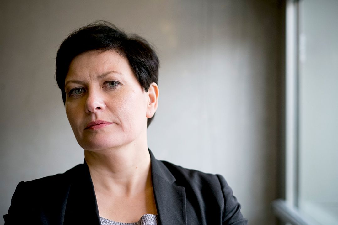 Ap-nestleder Helga Pedersen forteller at Ap går imot det meste i regjeringens kommunereform. Foto: Magnus Knutsen Bjørke