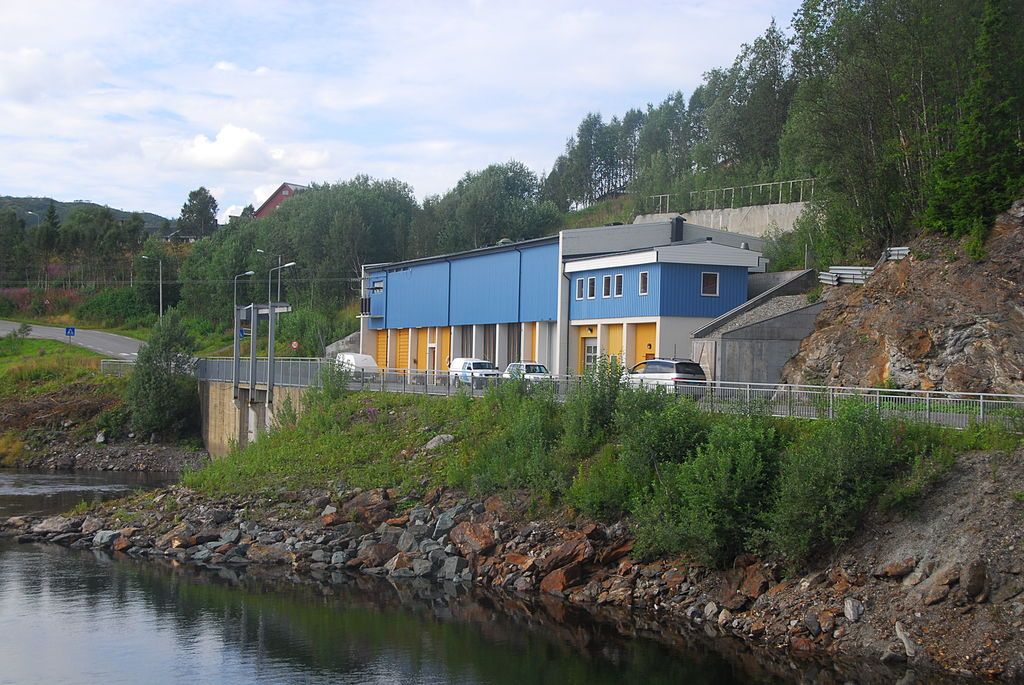 Nord-Trøndelag Elekstritetsverks kraftstasjon i Røyrvik. Foto: Alasdair McLellan /Wikimedia Commons
