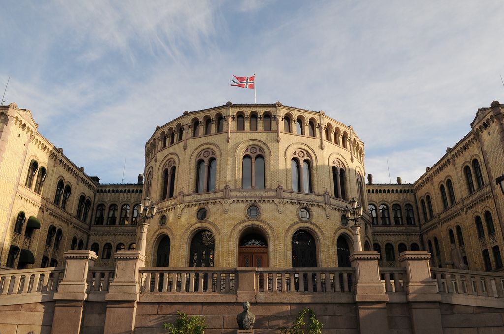 På sitt sjette forsøk på 18 år vedtok et stort flertall på Stortinget i dag å grunnlovsfeste lokaldemokratiet. Foto: Stortinget