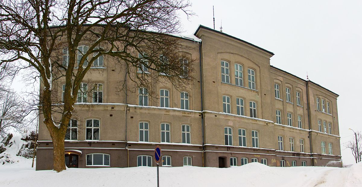 Stiftelsen IMPIGRO vil starte skole i Slottsfjellskolen i Tønsberg for opp til 150 evnerike barn. Arkivfoto: Peter Fiskerstrand/ Wikimedia Commons
