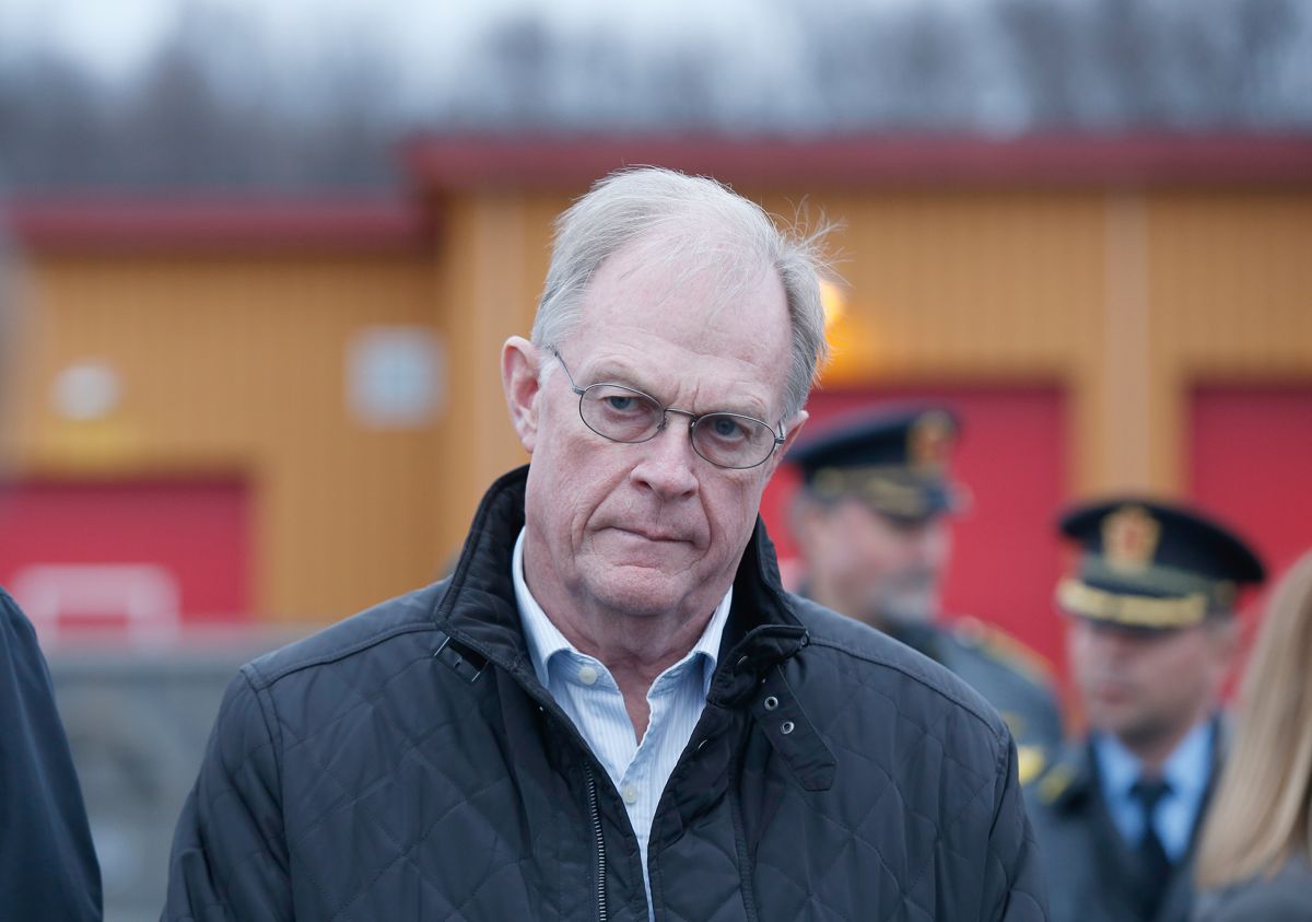 Fylkesmann Gunnar Kjønnøy ser ingen grunn til å tvile på russernes forsikringer om at flyktningstrømmen til Storskog ikke er en styrt og ønsket utvikling. Foto: Vidar Ruud / NTB scanpix
