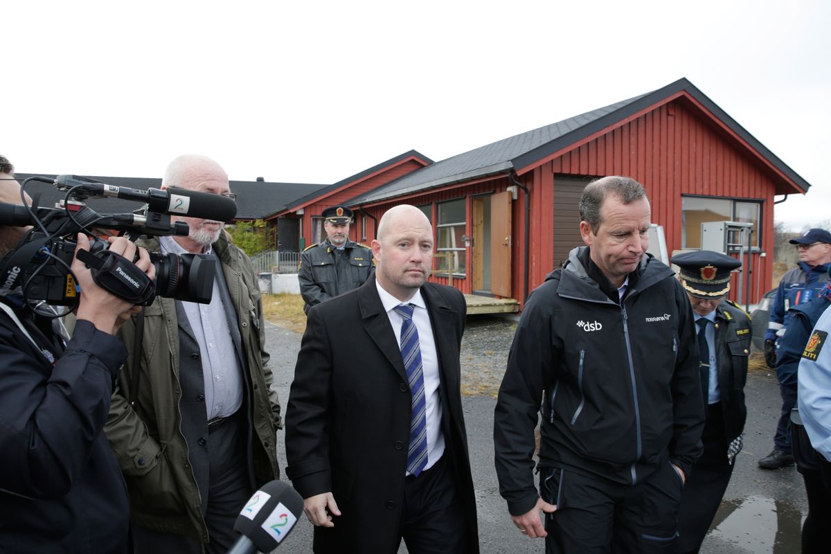 Justisminister Anders Anundsen på besøk i Vestleiren utenfor Kirkenes. Foto: Vidar Ruud / NTB scanpix