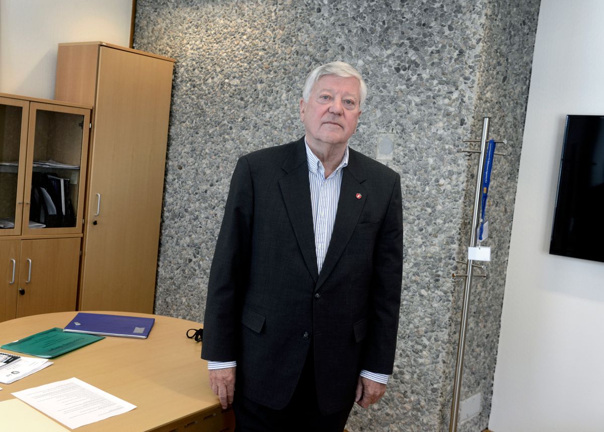 Avtroppende finansbyråd Eiler Macody Lund (Frp) er fornøyd med at skatteinntektene i Bergen holder seg høye også i september. Arkivfoto: Helge Skodvin