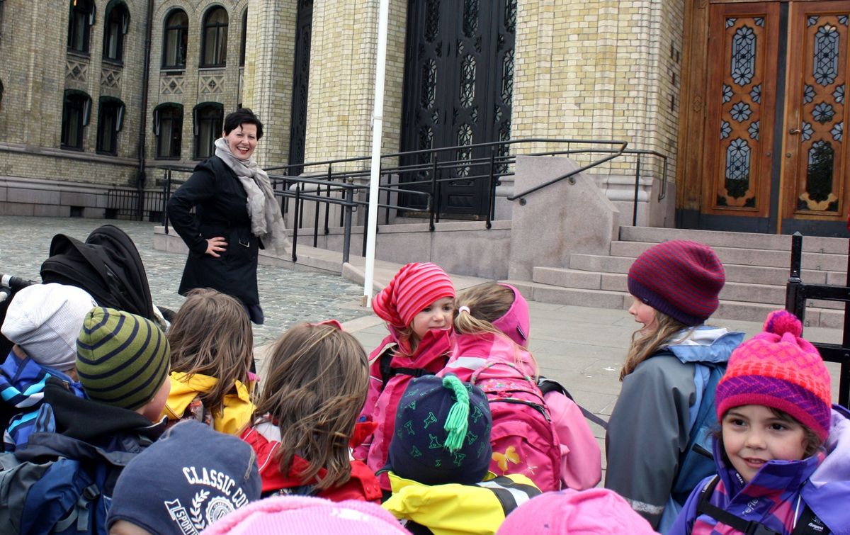 Arbeiderpartiets kommunalpolitiske talsperson Helga Pedersen vil blant annet styrke barnehagene med partiets forslag til å styrke kommuneøkonomien. Foto: Arbeiderpartiet