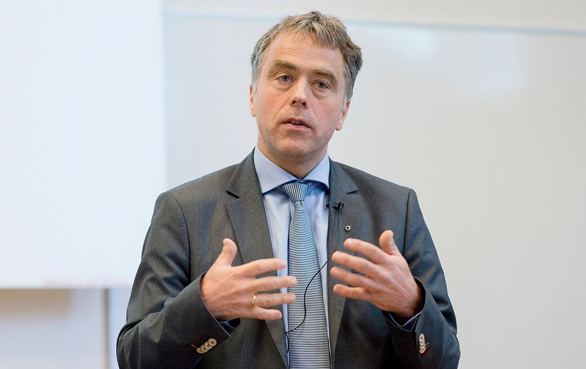 – Vi forutsetter at ord følges opp med handling fra regjeringens side, sier Helge Eide, interessepolitisk direktør i KS. Foto: Joakim S. Enger