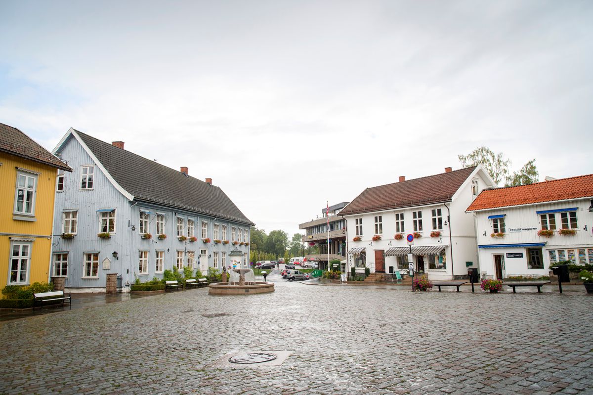 Gamle Drøbak er ett av tettstedene på Østlandet som ofte får rosende omtale. Kommunen er en av ti nye som nå får byantikvar. Foto: Joakim S. Enger