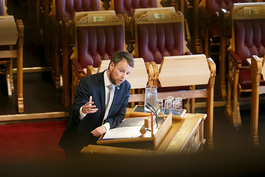 Kunnskapsminister Torbjørn Røe Isaksen under den muntlige spørretimen i Stortinget onsdag. Foto: Heiko Junge / NTB scanpix