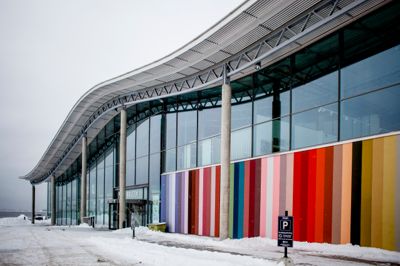 Kulturhuset Bølgen ble åpnet i Larvik i 2009. Kulturhuset er organisert som et kommunalt foretak.