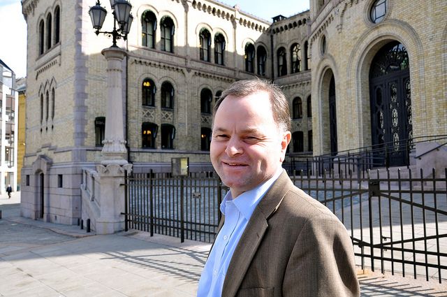 Arkivmeldingens nedprioritering av arkivdanning kommer ikke som noen overraskelse på Olemic Thomessen (H). Foto: Høyre