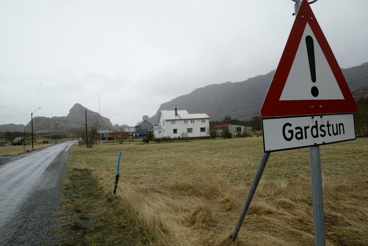Leka med sine 570 innbyggere blir ikke grensejustert. Det var snakk om at den delen av kommunen som ikke lå på øya Leka skulle gå til nye Nærøysund kommune. Arkivfoto.