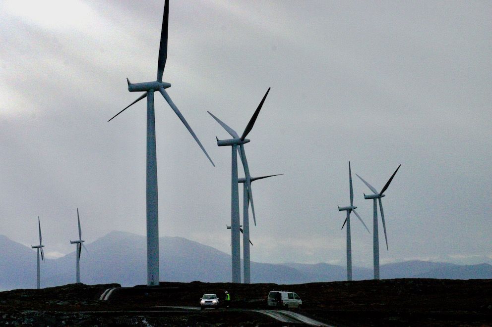 Konflikt om vindkraftutbygging på land er uunngåelig fordi så mange interesser er involvert, skriver Jan Inge Krossli. Bildet er fra Smøla. Foto: Kjell Herskedal, NTB scanpix