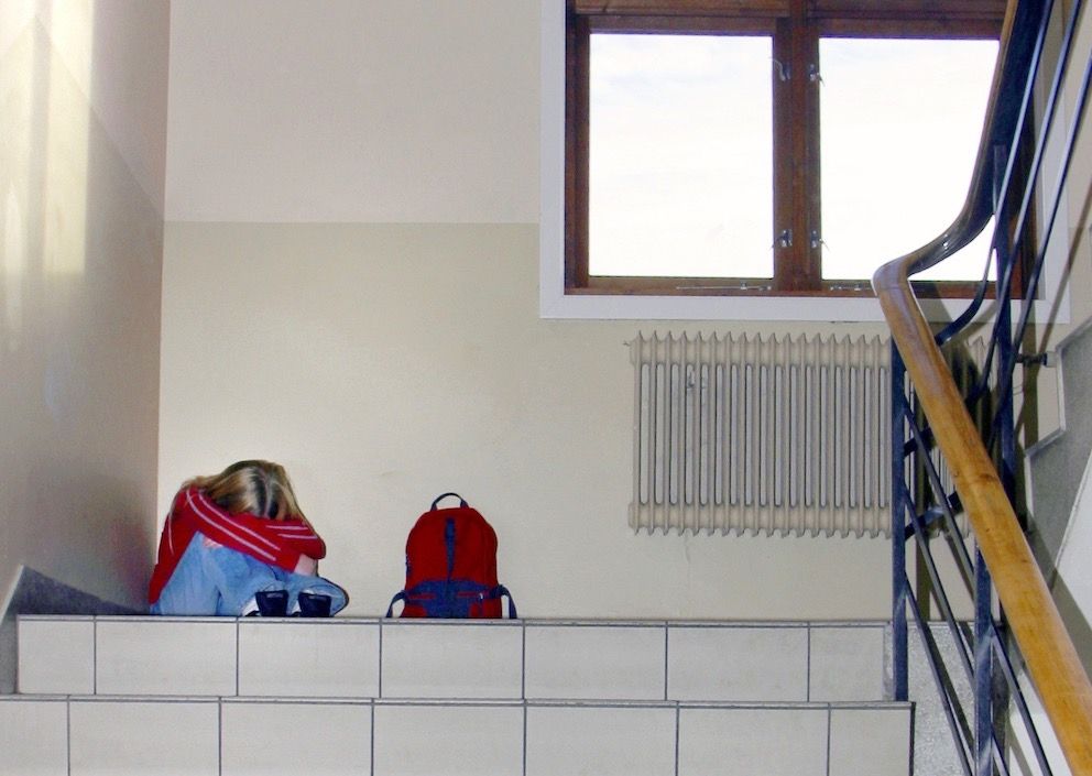 Vanskelige mobbesaker kjennetegnes ofte det har gått lang til fra mobbingen ble oppdaget til den ble forsøkt håndtert, og at skoleledelsen ikke erkjenner feil ved håndteringen. Illustrasjonsfoto: NTB scanpix