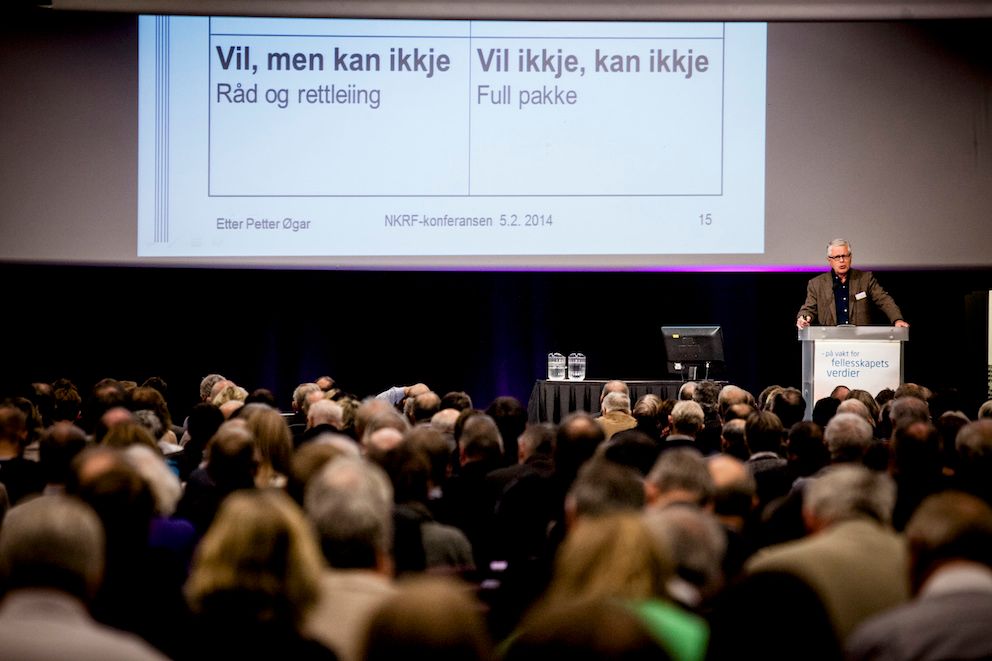 Norges Kommunerevisorforbund ønsker å bidra til inspirasjon og læring når ca. 700 kontrollutvalgsmedlemmer samles til konferanse i neste uke. Bildet er fra Kontrollutvalgskonferansen 2014. Foto: Magnus K. Bjørke