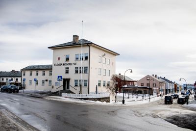 Sjefskontoret på rådhuset i Vadsø blir ledig når Jens Betsi skal over i ny jobb etter 15 år som rådmann.